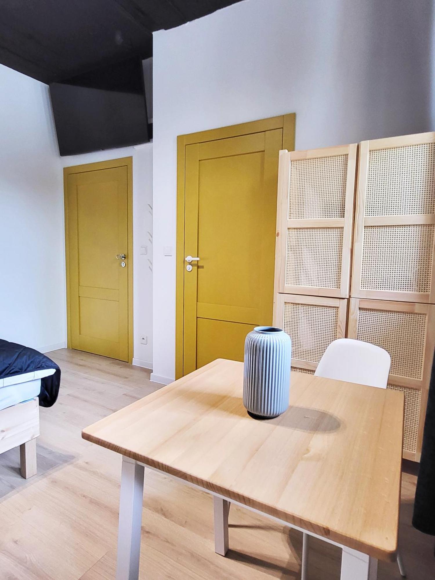 Enjoy! Warszawa Mysiadlo Apartman Kültér fotó