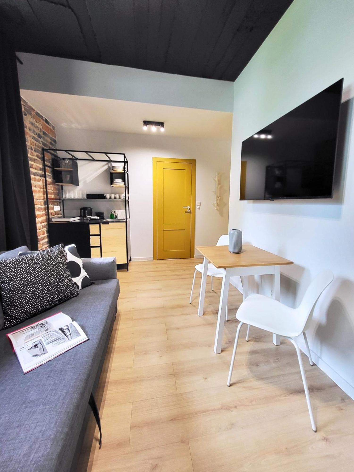 Enjoy! Warszawa Mysiadlo Apartman Kültér fotó